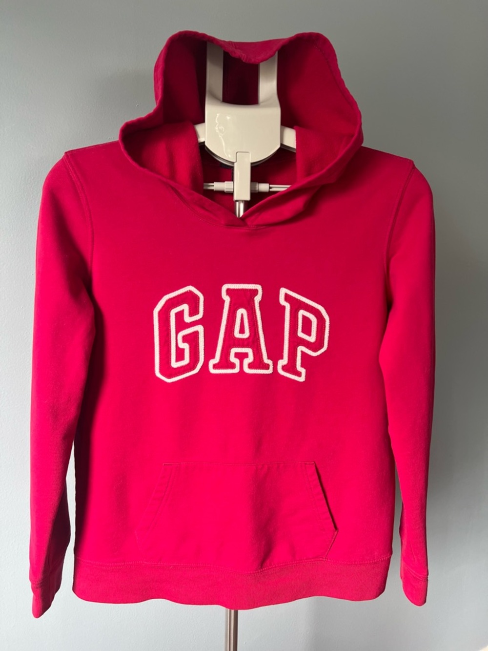❄️☃️ 2 GAP Logo Hooded Sweatshirts - Hot Pink/Black - Picture 3 of 10